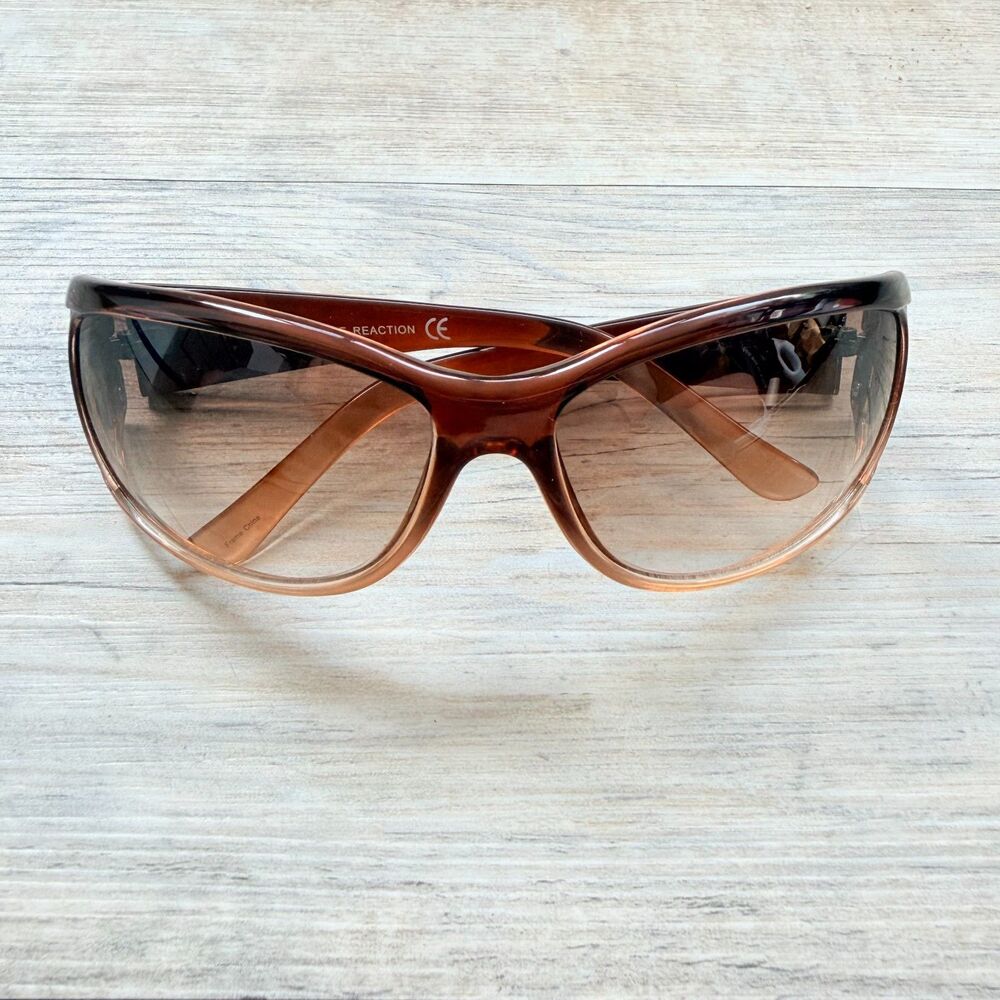 Kenneth Cole Reaction Y2K Wrap Sunglasses Brown Gradient Shield Vintage Glam